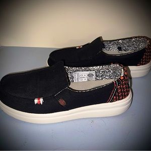 Hey Dude , “Wendy” Canvas slip on Boho Sneaker